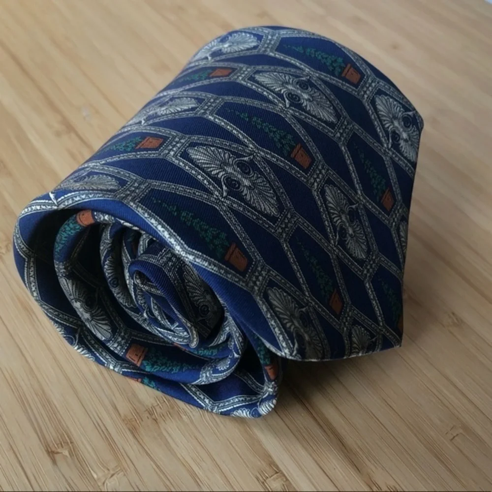 Dunhill Silk Tie In Navy/Tan With Unique Pattern